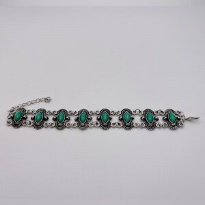 Beautiful Blue/Green Bracelet Silver Tone